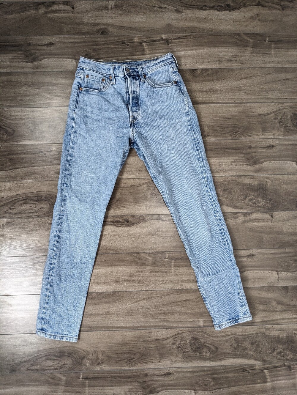 Levi's Women's 501 Skinny Size W25 L28 Light Wash Button Fly Cotton Blend